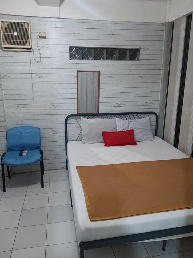 Venice Guest House Redpartner Jakarta Exterior photo